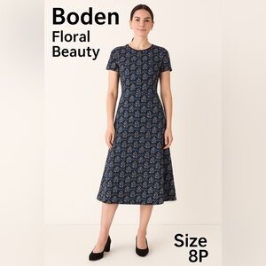 Boden Blue Black Floral Fit & Flare Dress 8P
Short Sleeve Midi Vintage Style